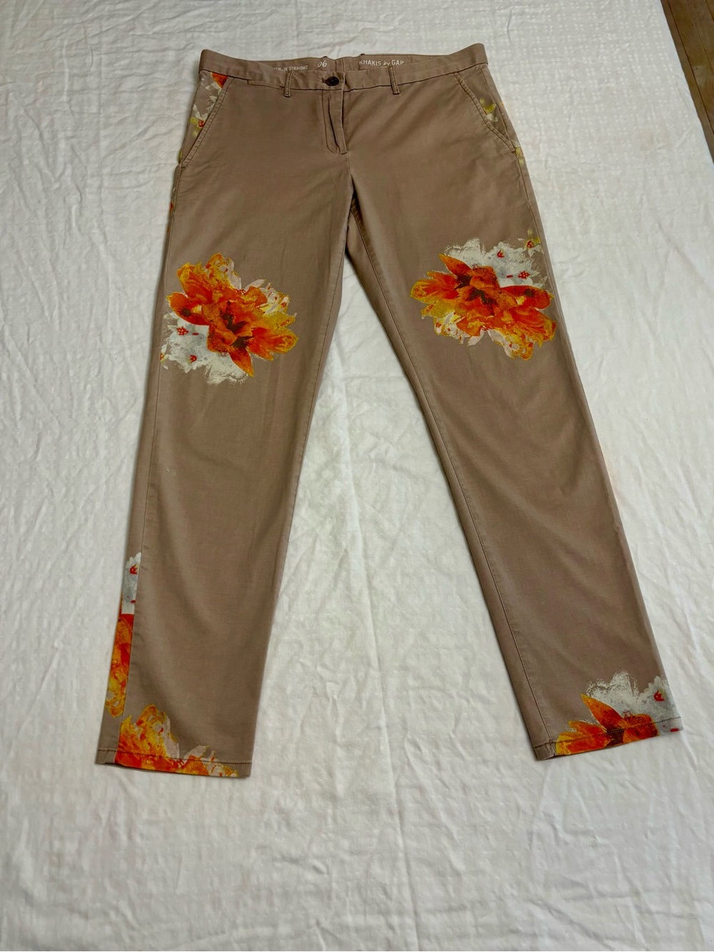 GAP Tan and Orange Straight Leg Floral Print Pants